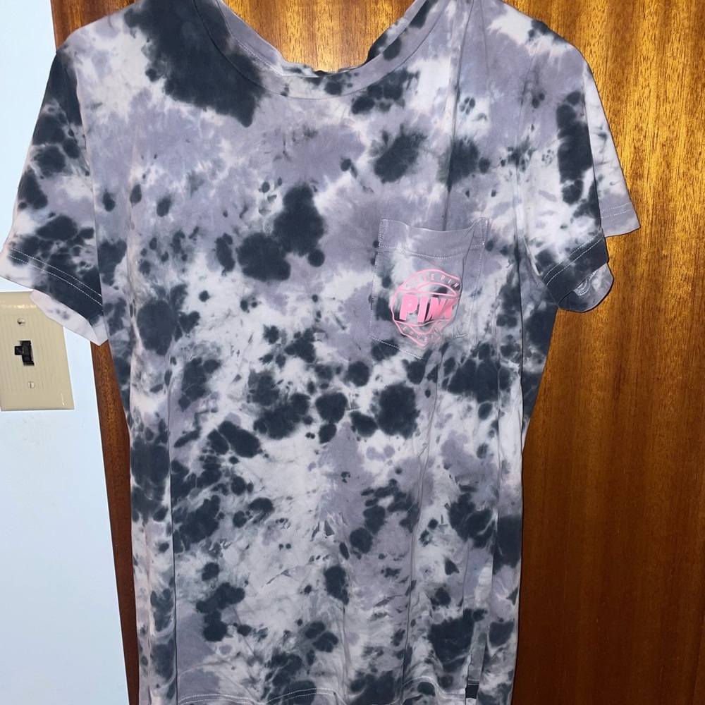 TShirt - Picture 2 of 2